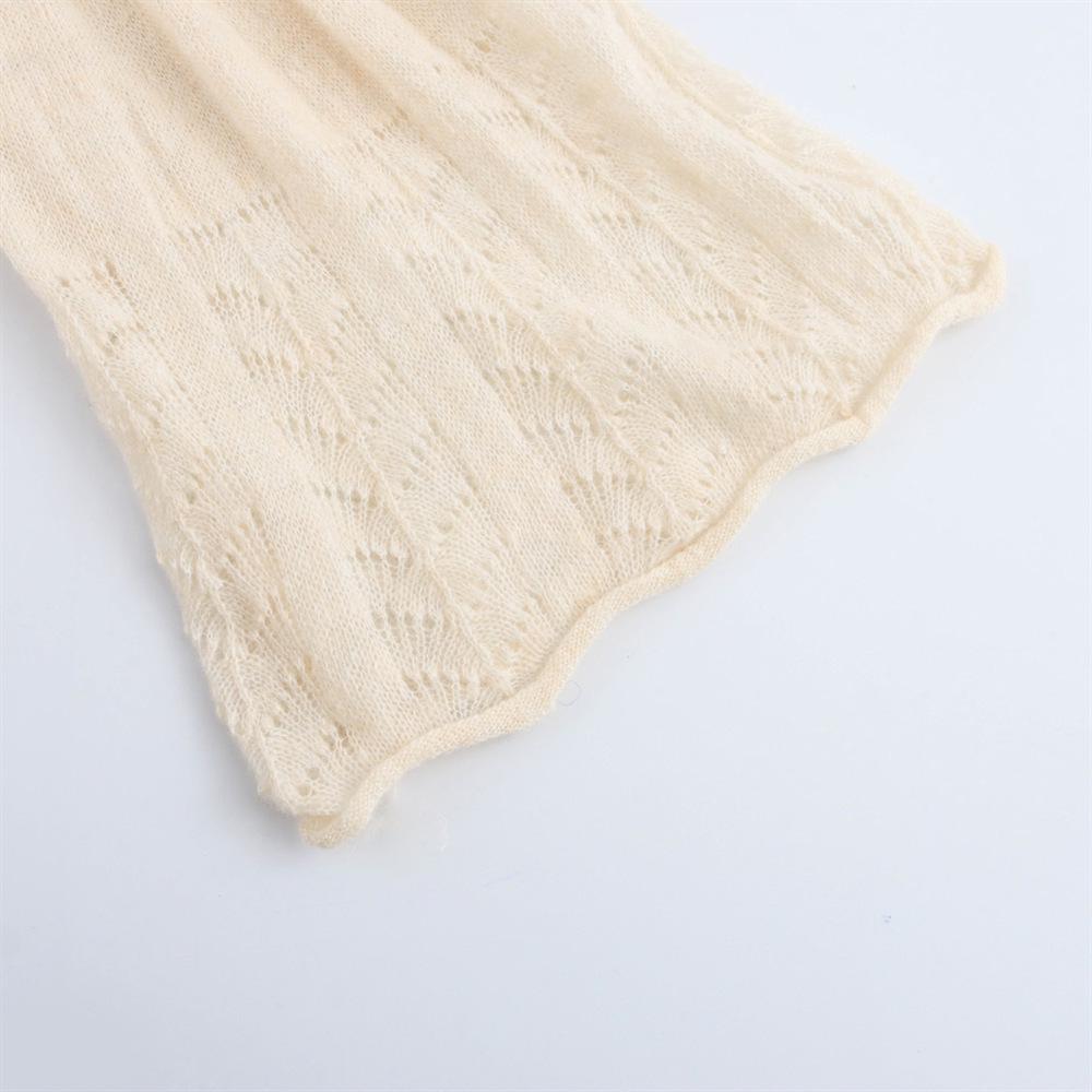 2025 Spring Women's V-Neck Knit Top with Layered Decoration - Sweet and Simple Style