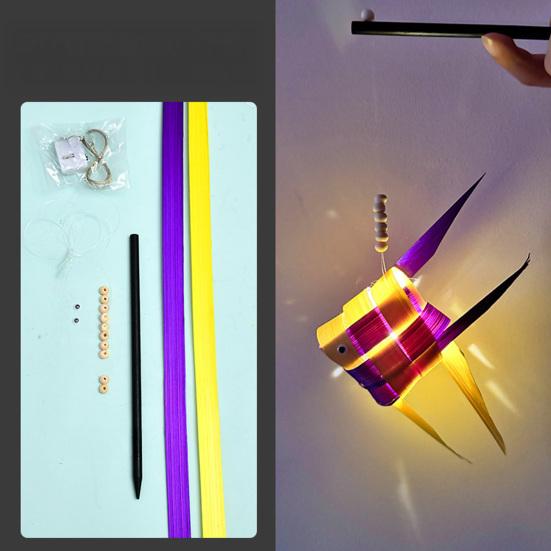 Hand-Woven Goldfish Lantern DIY Handcrafted Hand Held Bamboo Fish Lantern for Chinese Spring Festival Mid-Autumn Hanfu Cosplay