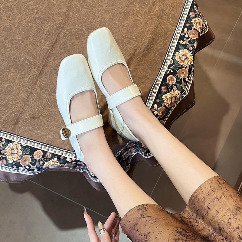 Superficie morbida può essere indossata due volte~ scarpe Mary Jane con tacco spesso da donna bocca chiara fibbia a una parola cinturino scarpe singole primavera e autunno