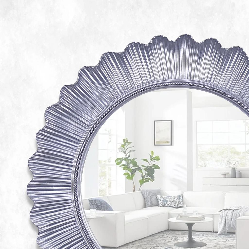Flashy Wall Mirror In Silver Color