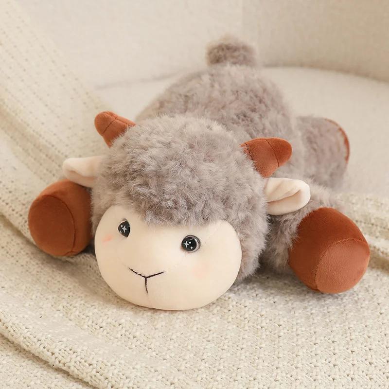 Weiches flauschiges Schaf Lamm Plüschtier Bequemes Stofftier liegend Bauernhoftier Puppe Niedliches Schaf Plüschtier für Mädchen Geschenk Schlafzimmer Dekoration 24cm