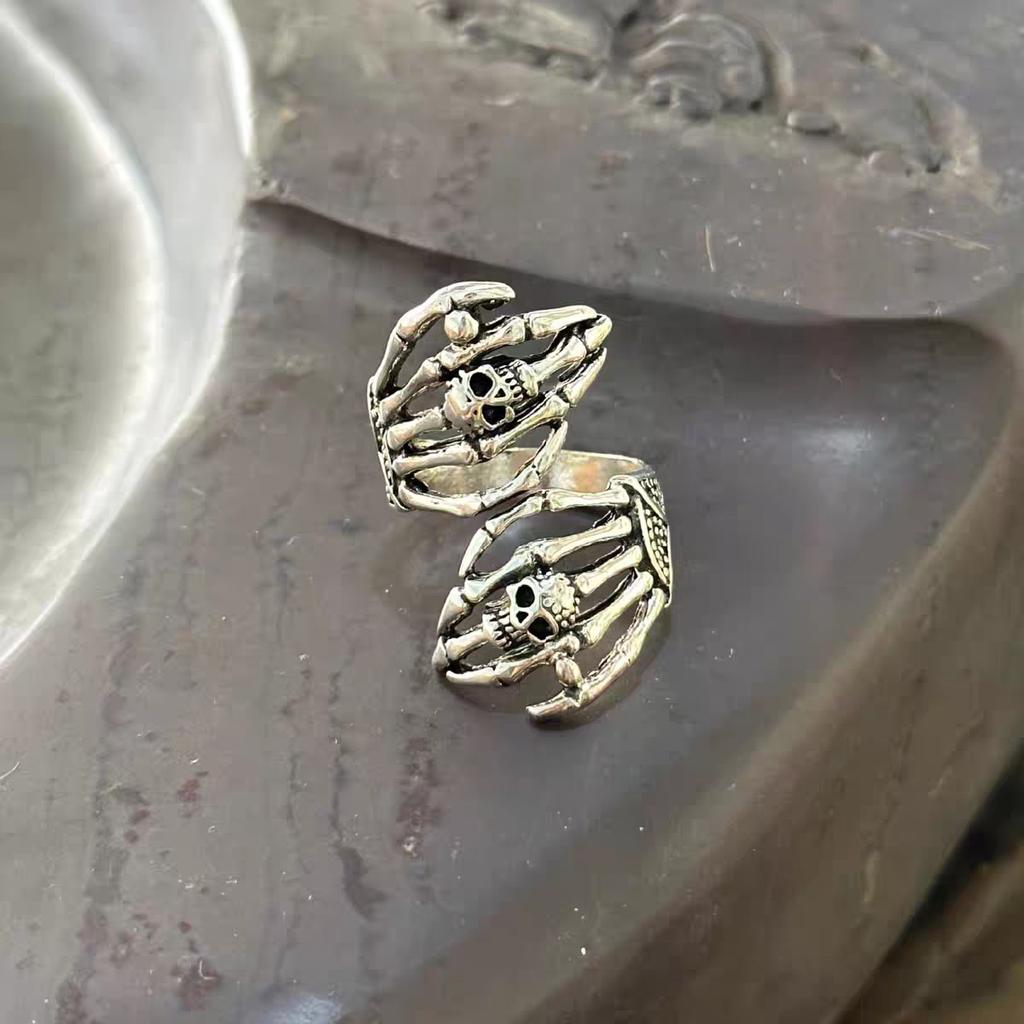 Hot Selling Skull Ring Ghost Claw Claw Ring Alloy Men's Opening Adjustable Ring Manufacturer Wholesale
