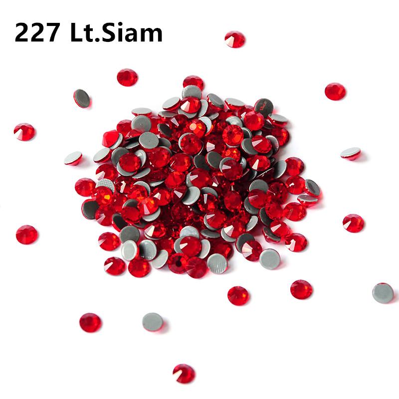 China Bulk Hot-fix Flat Back Rhinestones Bulk Crystal Glass Hotfix Rhinestones for Clothing Garment