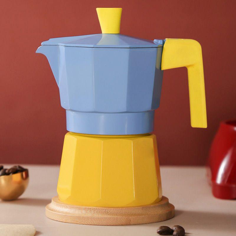 

Электрический кофейник в итальянском стиле для дома и улицы