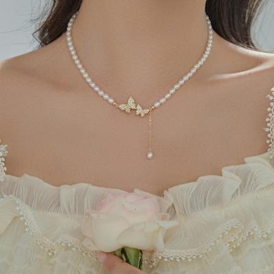Handmade Retro Butterfly Pendant Clavicle High-end Decoration Unfading Imitation Pearl Butterfly Necklace