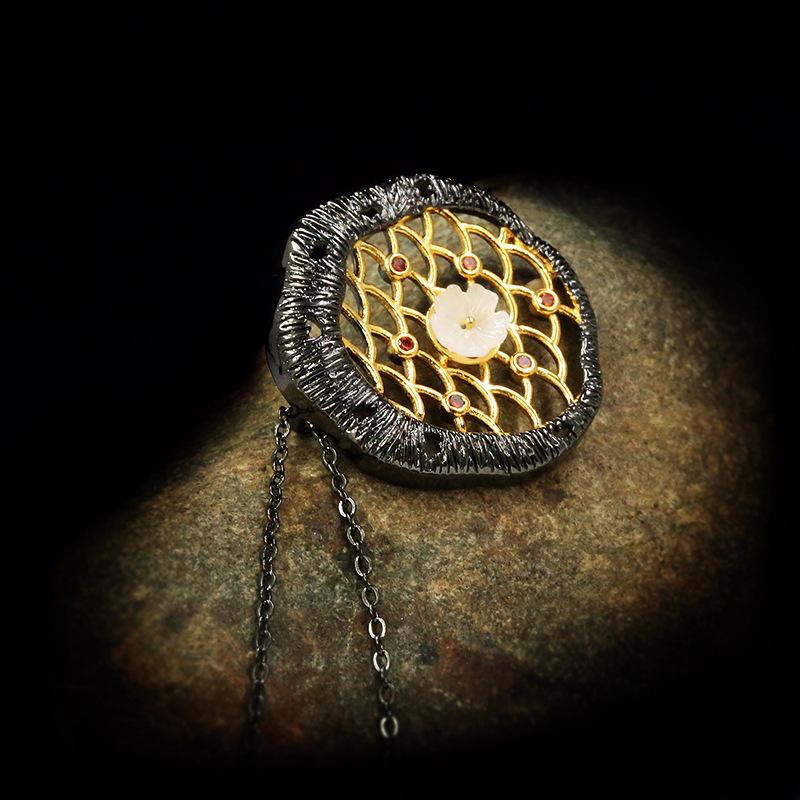 Black Gold Two-Tone Line Gemstone Flower Bud Necklace For Women Wedding Party Engagement Travel Jewelry Gift