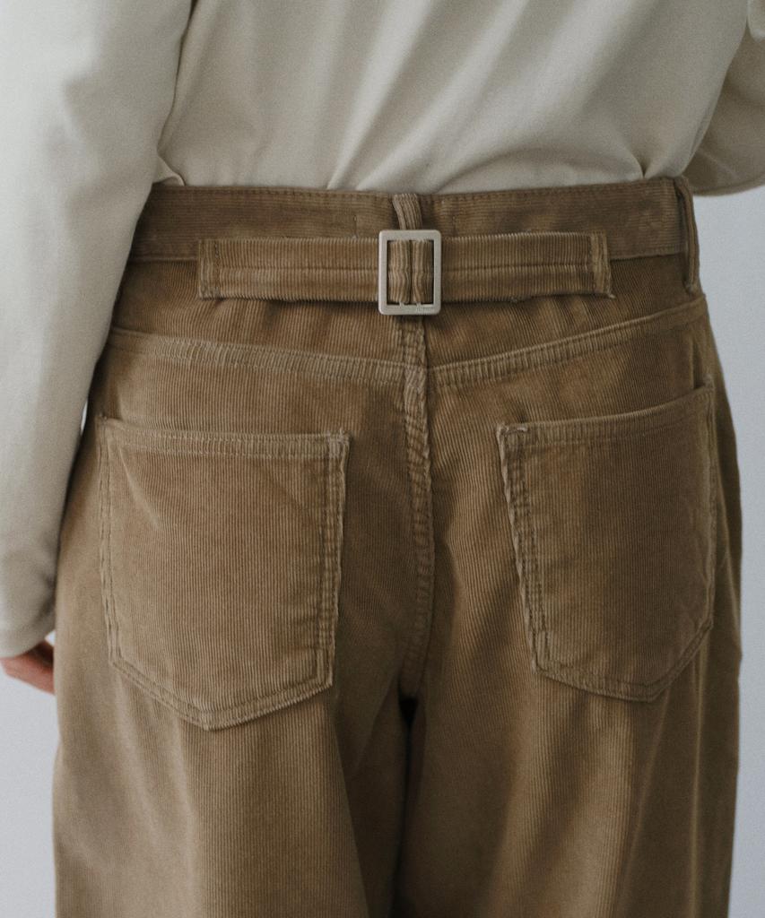 Yulago Buckle Corduroy Pants