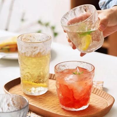 Tazze e bicchieri – Bicchieri e calici
