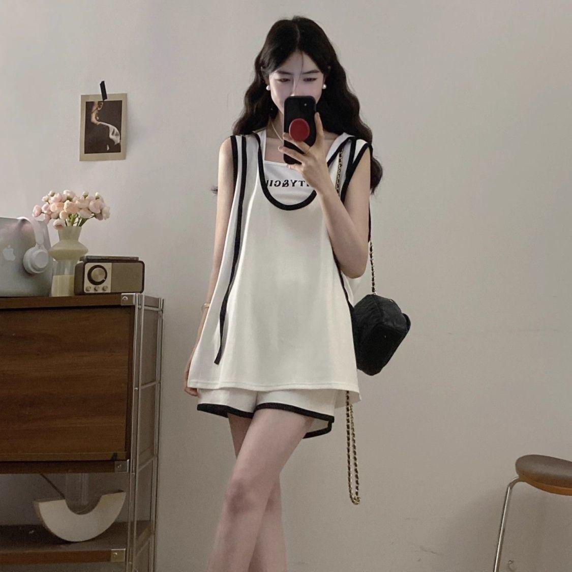 Women s Plus Size Sleeveless Sportswear: Tank Top and Shorts Three-Piece Summer Set S (70-90 jin) белый