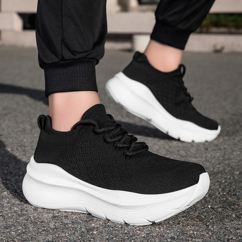 Large size couple shoes new socks shoes sports casual shoes platform student fashion fly knitting sports