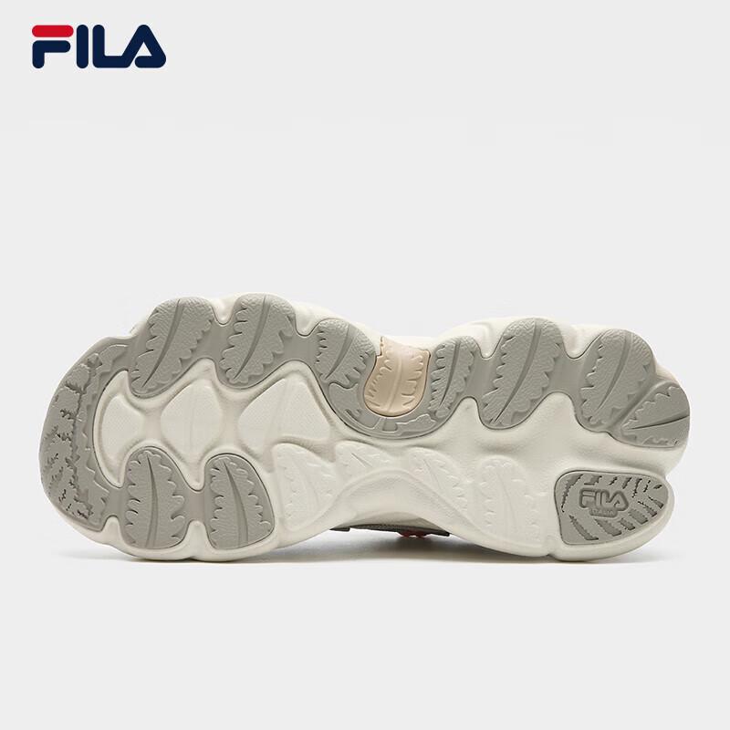 FILA Women's Ray Tracer 2 Chunky Casual Sneakers