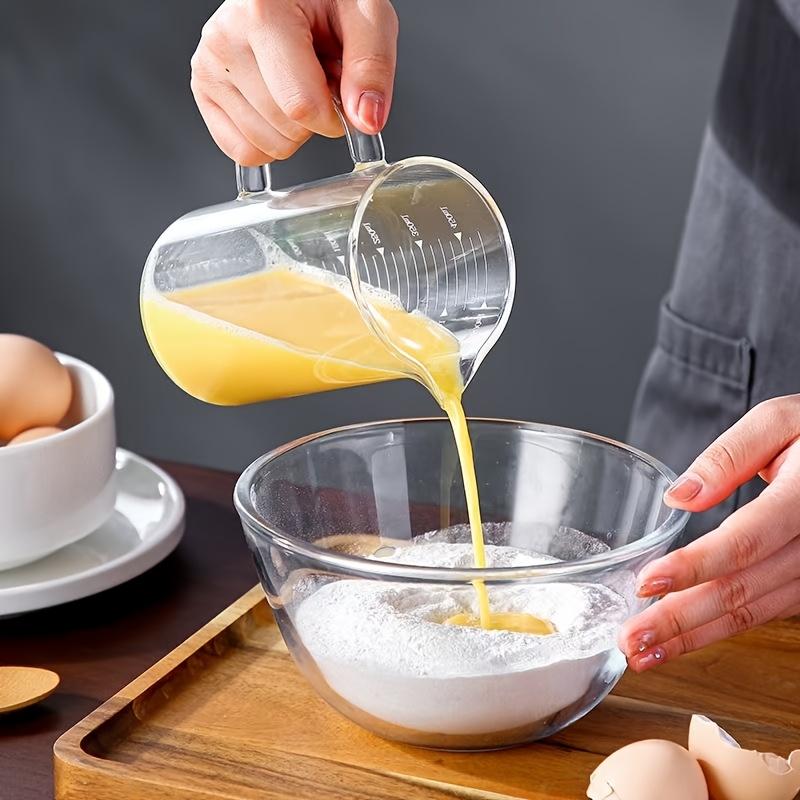 Glass Measuring Cup with Scale and Handle, High Temperature Resistant, Large Capacity Baking Flour Transparent Egg Beater Cup, Microwave Safe