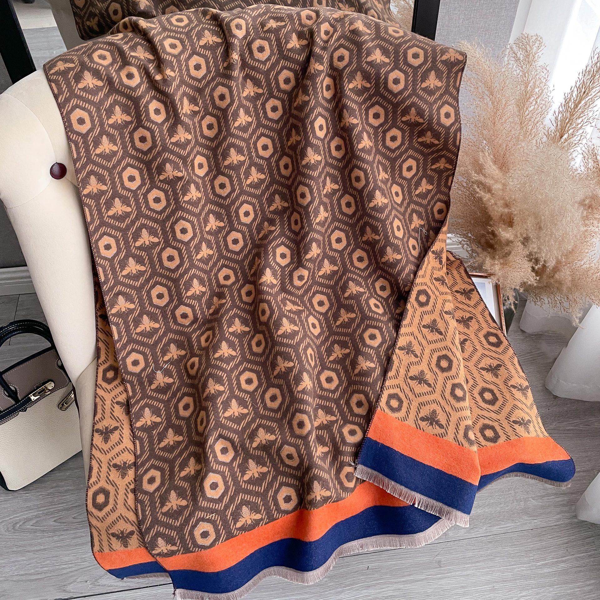 

Шарф Женский Зимний Корейская Версия Классический Универсальный Удлиненный Имитация Кашемира Шаль Утолщенный Модный Двусторонний Теплый Шарф 180*65cm коричневый