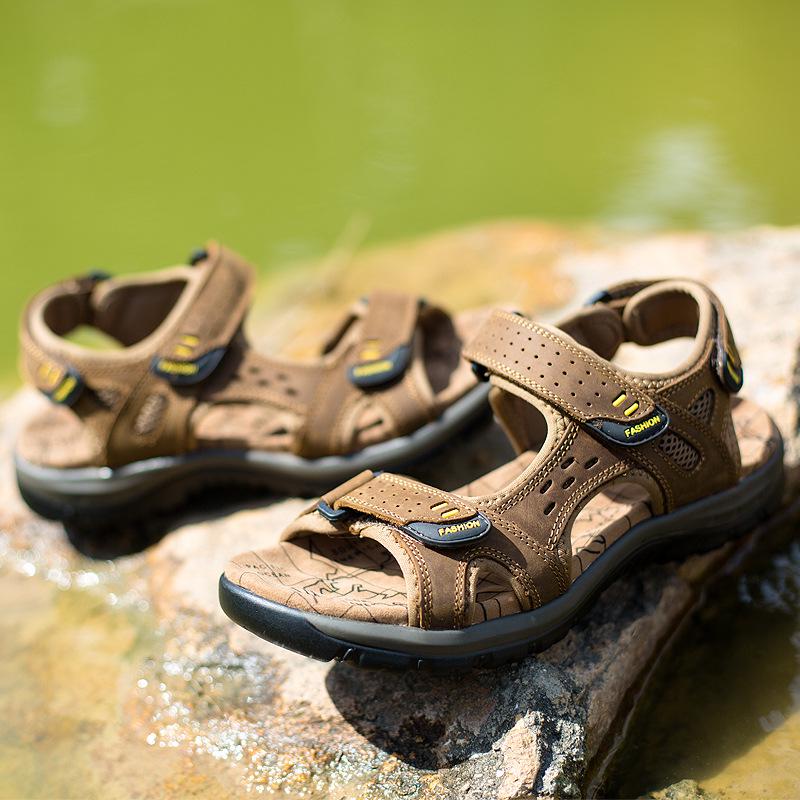 Brand Men's Sandals High Quality Split Leather Mens Beach Shoes Classics Casual Summer Men Beach Sandals