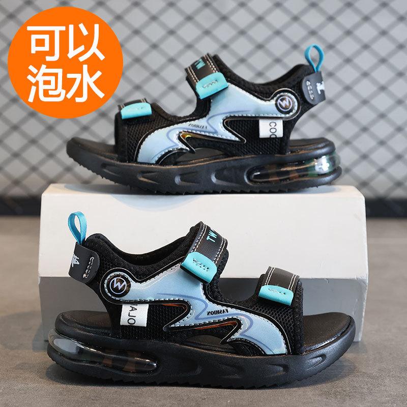 Boys' sports sandals 2025 summer new children's soft-soled open-toed beach shoes medium and older children's fashion casual shoes