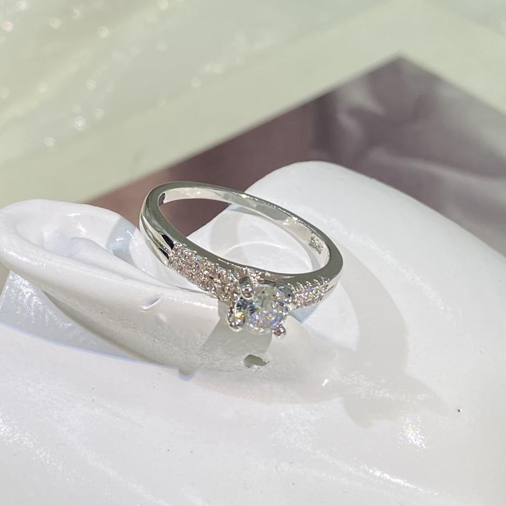 European and American Jewelry Hand-dressing Small Four Claw Zircon Ring Diamond Set Ring