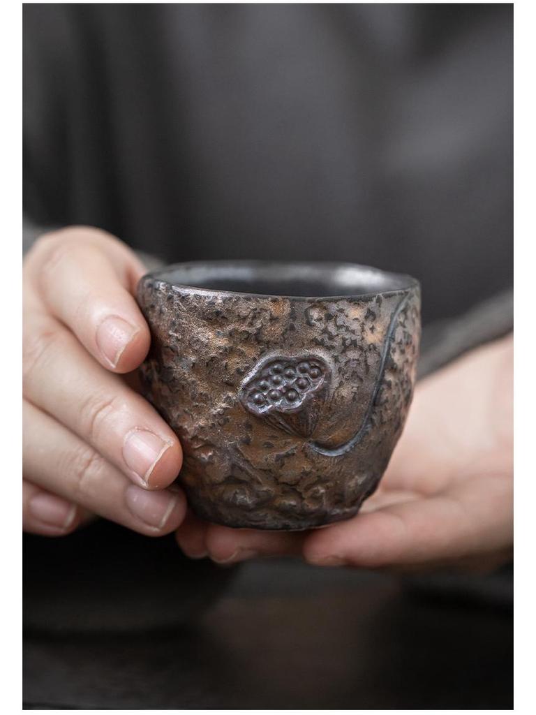 Jianying Gilded Ceramic Master Teacup - Large Kung Fu Tasting Cup