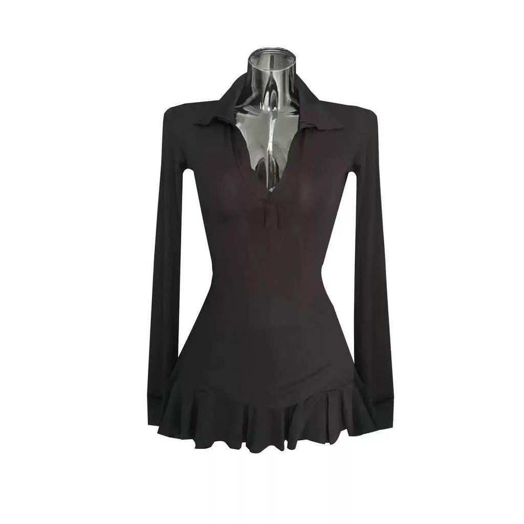 Elegant Deep V-Neck Long-Sleeve Top & High-Waisted Pleated Skort Set