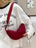 Street Style Duffle Bag With Nylon Material And Zipper Closure For Daily Use
