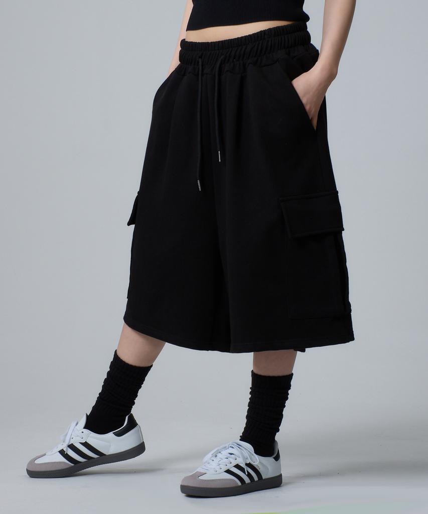 UNKNOWN PLANET Daily Wide Sweat Cargo Shorts Pants Black