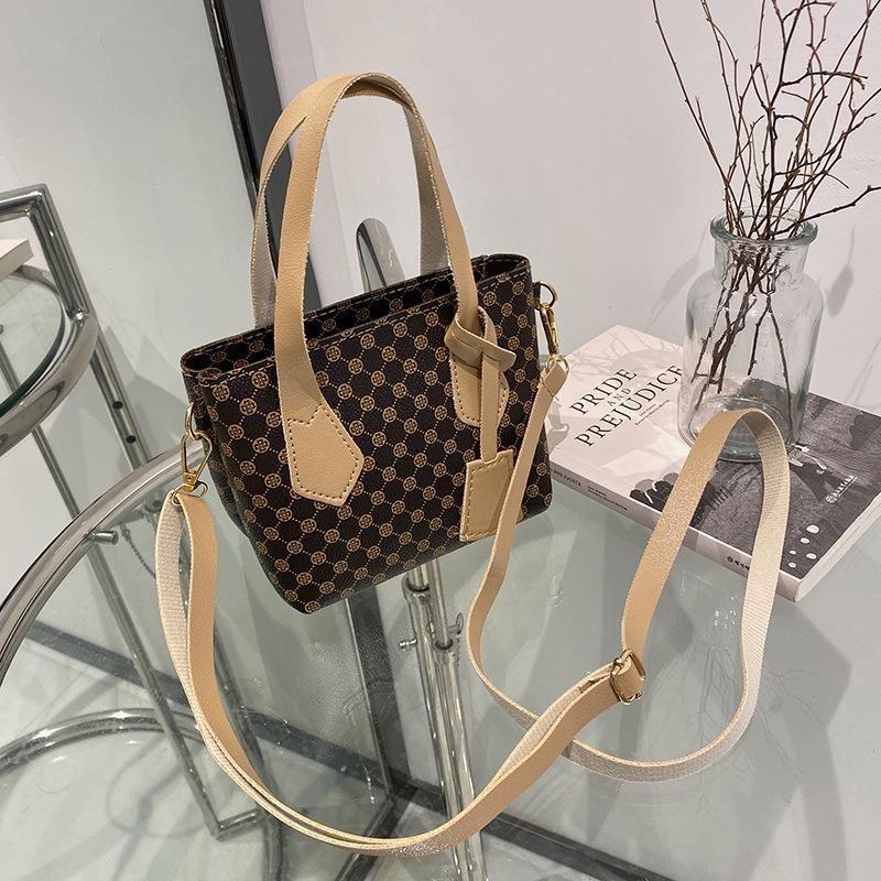 Women's small bag Women's new fashion niche mini shoulder oblique span handbag