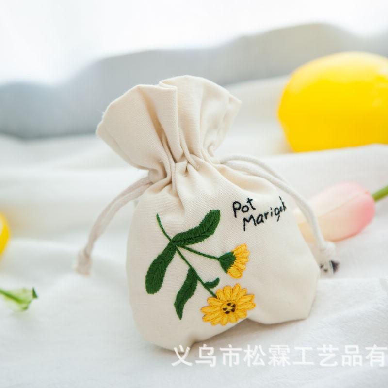 Bundle Bag Aromatherapy Bag, Handmade Diy Embroidery Material Bag, Cotton Canvas Needs To Be Embroidered And Sewn.