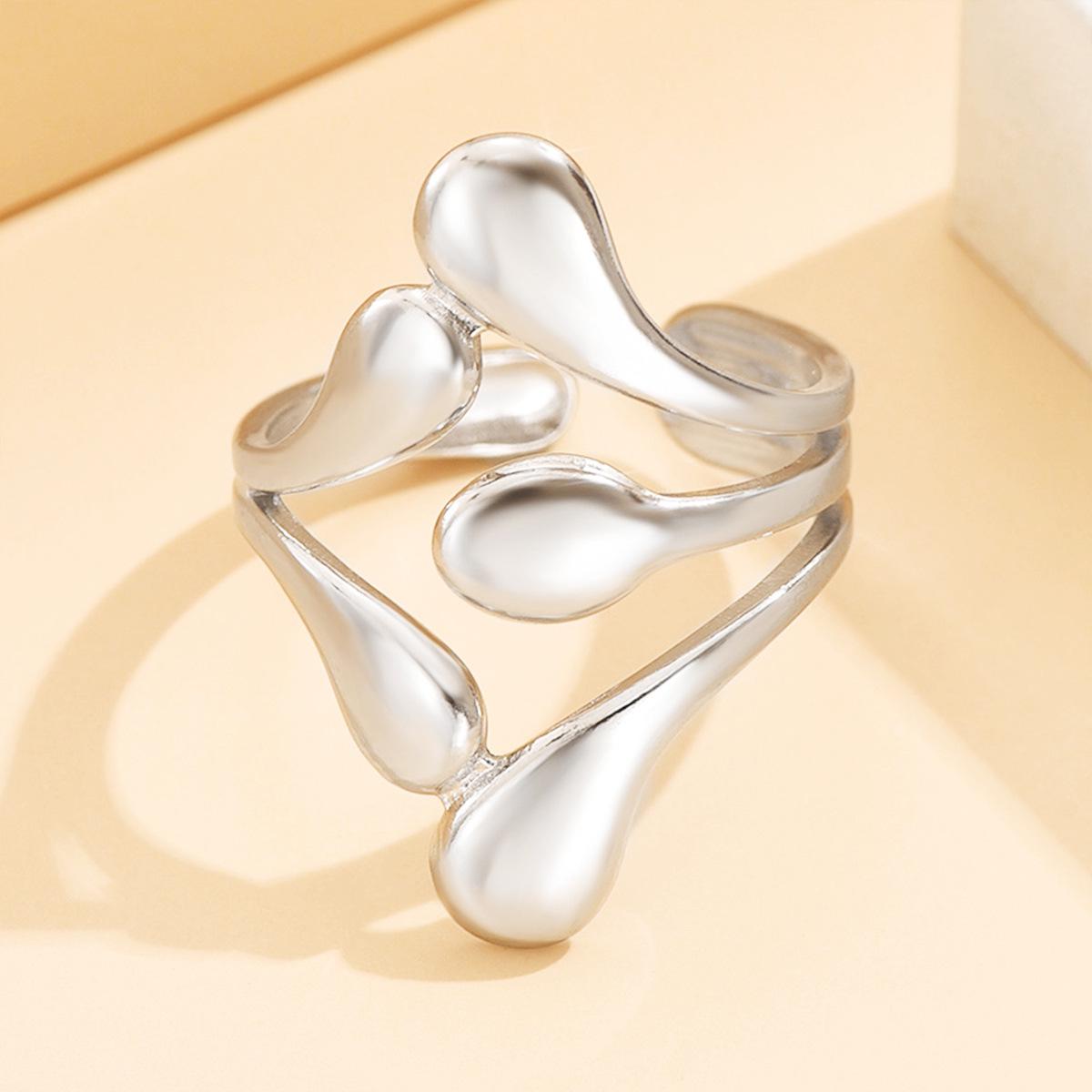 Geometric Open Leaf Ring: Stainless Steel Hollow Design for Casual Fashion