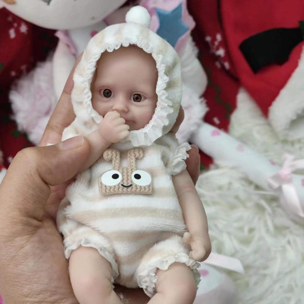 6-Inch Palm Solid Silicone Rebirth Baby Simulation Doll Maddie Dressup Birth Children's Toy Gift