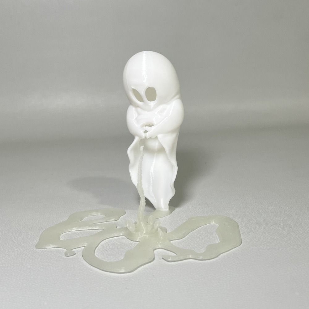 Funny Peeing Ghost Figurine Creative Playful Halloween Figurine Wacky Cute Squirt Ghost Statue Party Decoration