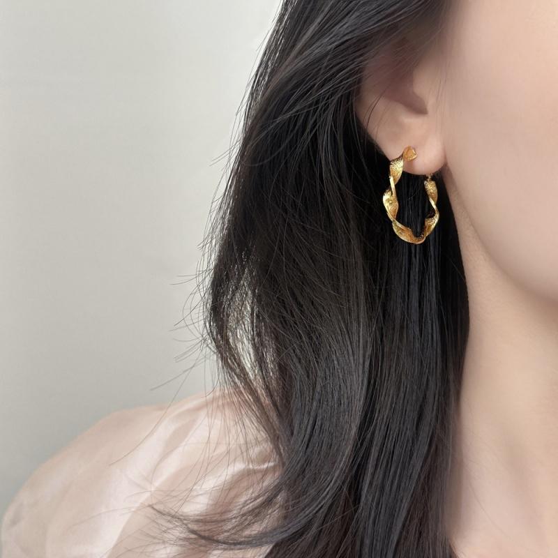 14K Gold-Plated Geometric Round Twisted Hoop Earrings for Women Fashion Simple 925 Silver Needle Hypoallergenic Earring Jewelry