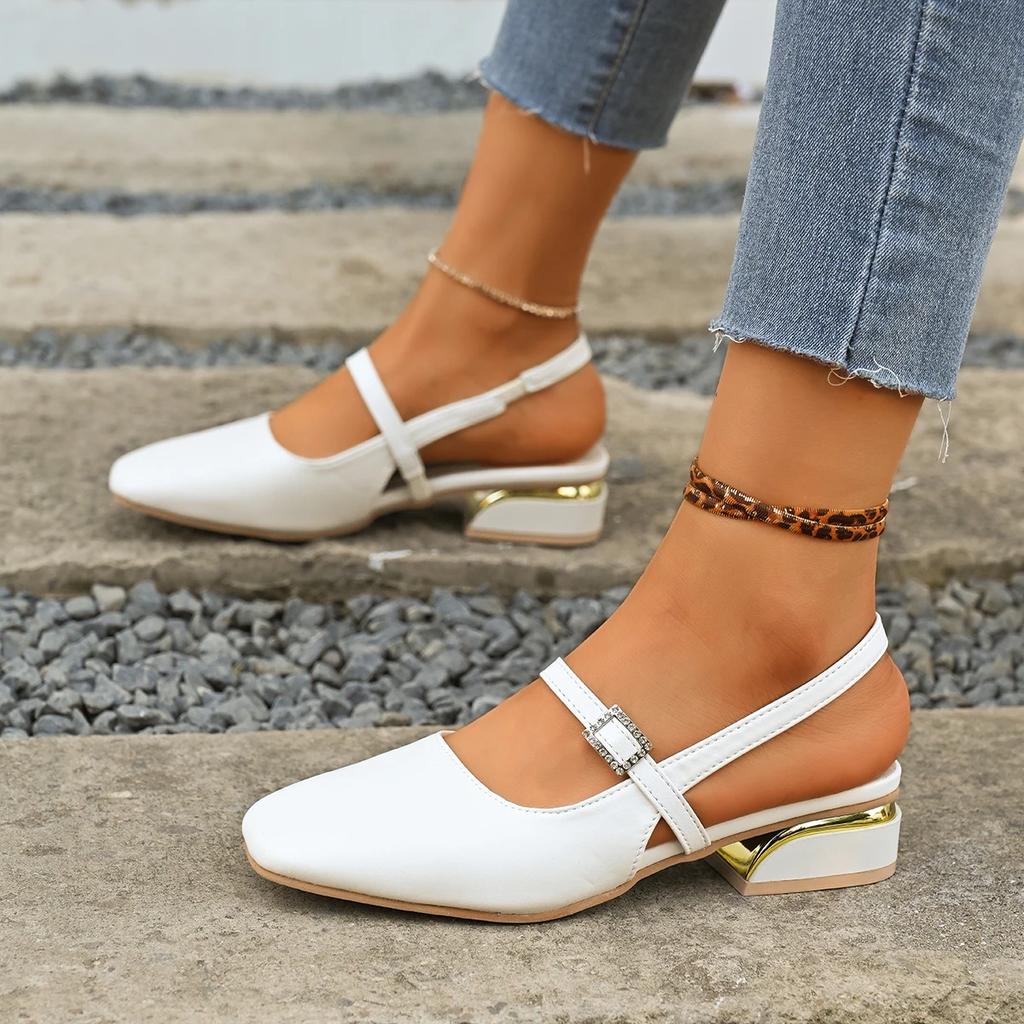 Sandálias Femininas da Moda com Saltos Grossos Sem Salto para Uso Casual Novas Sandálias de Trabalho de Verão Bico Quadrado Fivela Salto Alto Sapatos para Mulheres