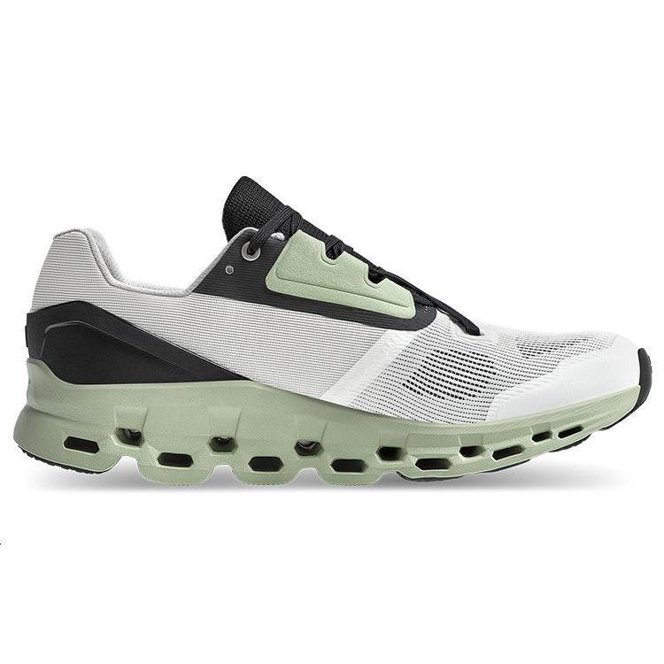 On Running Cloudstratus Wit Zwart Salie 39.99212