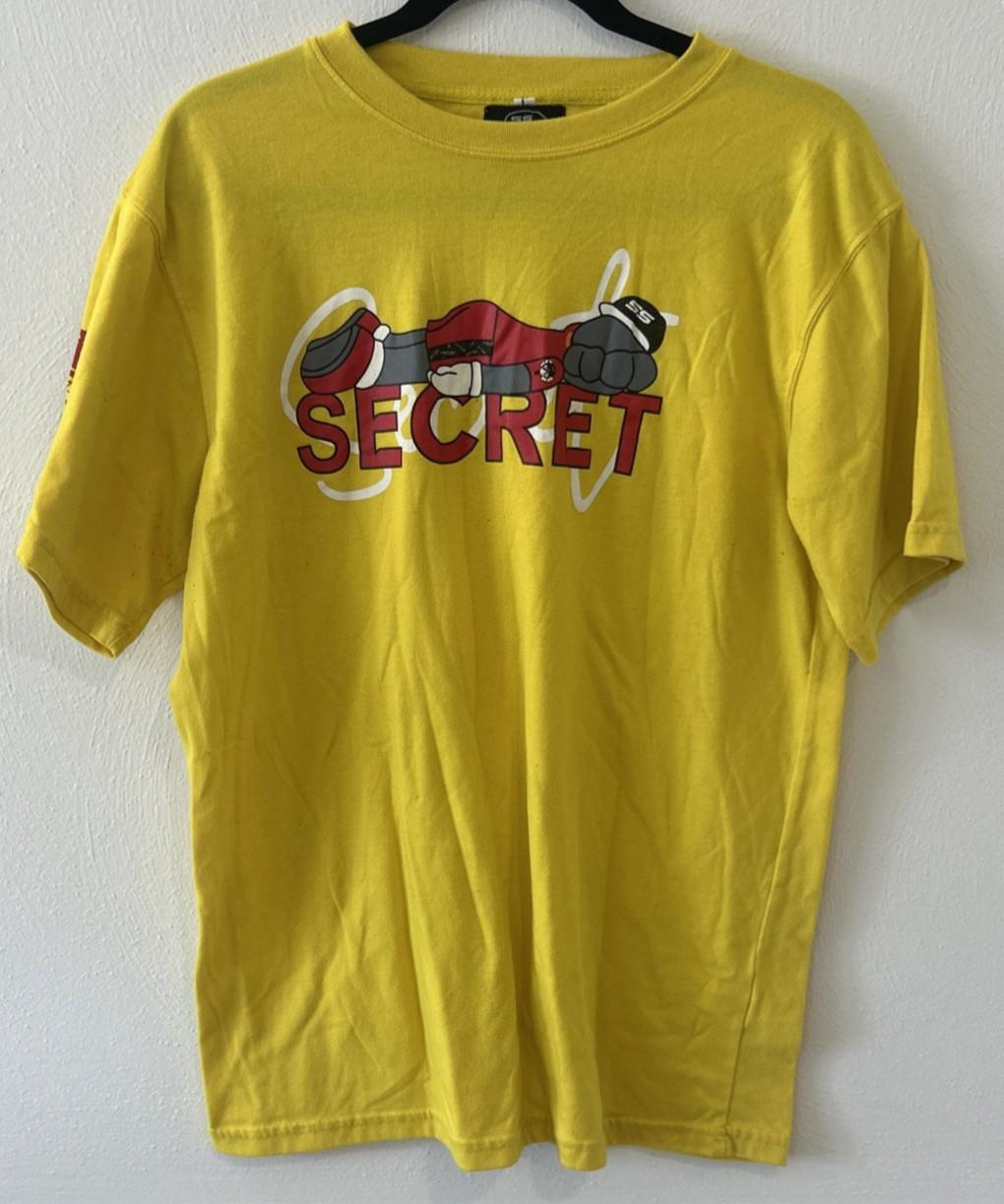 SS Clothing Secret Graphic Yellow Funny Cartoon Mens Size Large Unisex T-Shirt XXXL