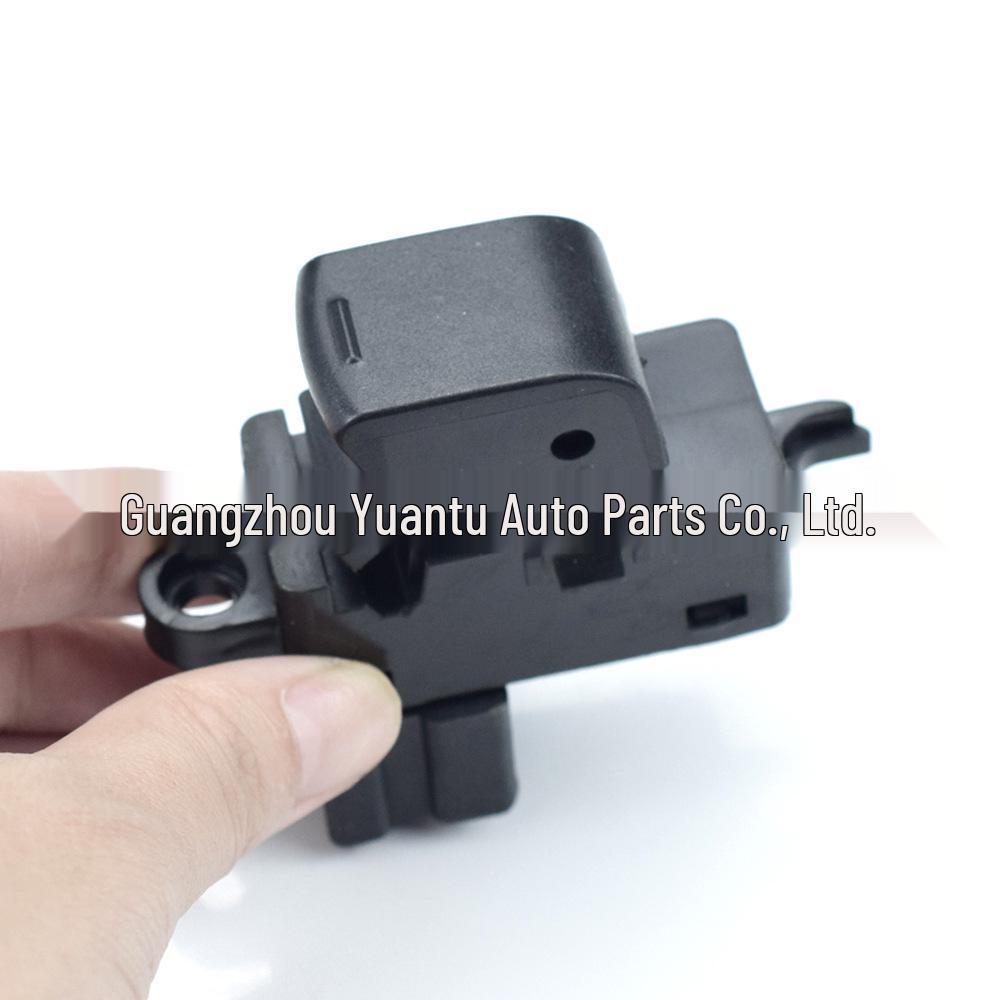 Electric Window Control Switch for Nissan Teana, Qashqai, Pathfinder R51, and Navara D40