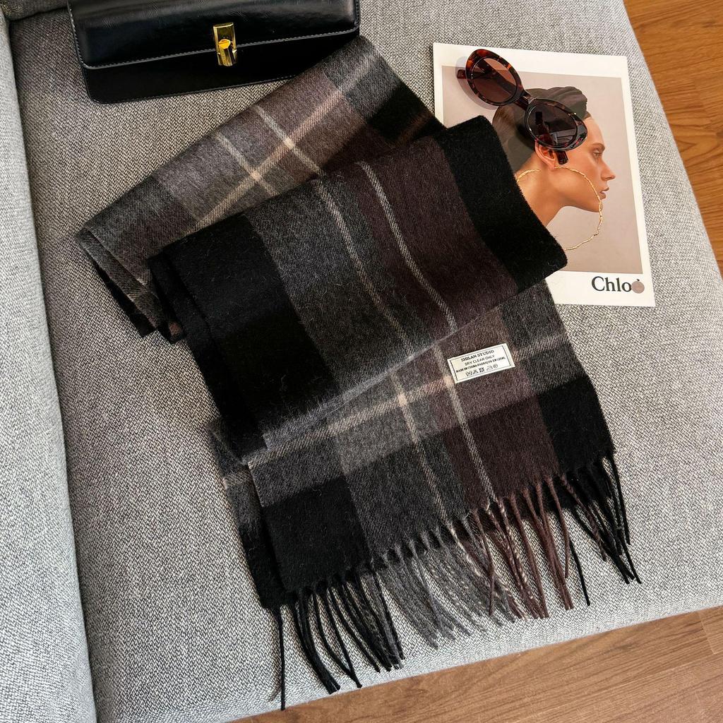 2025 Unisex 100% Wool Scarf: Versatile and Warm for Autumn & Winter