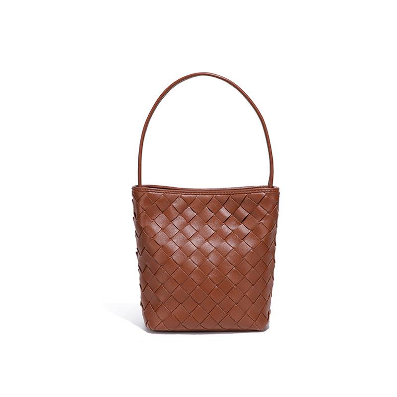 Hand-woven Handbag for Women, Small and Lightweight, Single-shoulder Crossbody Bag, Solid Color Texture, Charming Bucket Bag