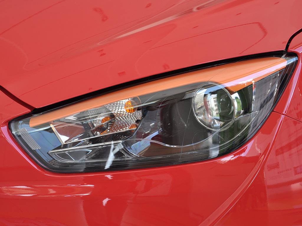 FAW Besturn B30 Oulang Car Headlight Half Assembly