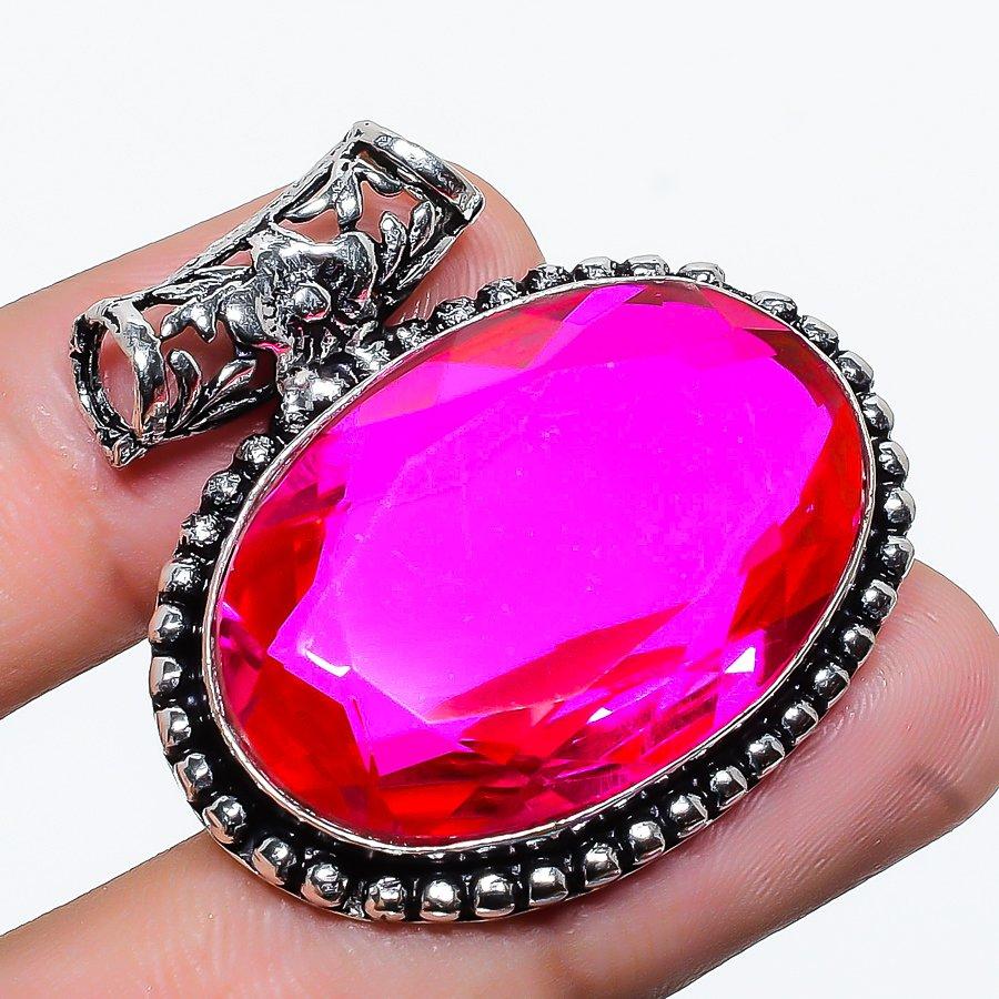 

Pink Rubillite Gemstone Handmade Ethnic Gift Jewelry Pendant 1.38 VR-1566