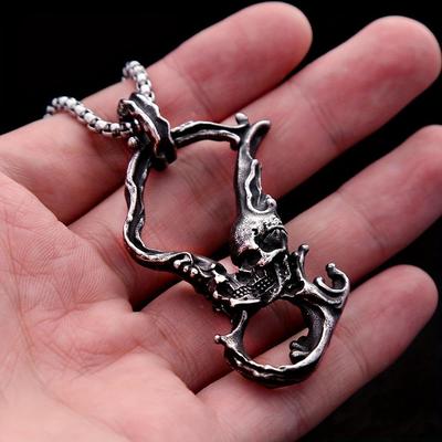 Fashion Retro Double Skull Necklace Men's Unique Punk Bicycle Pendant Hip Hop Rock Jewelry Gift