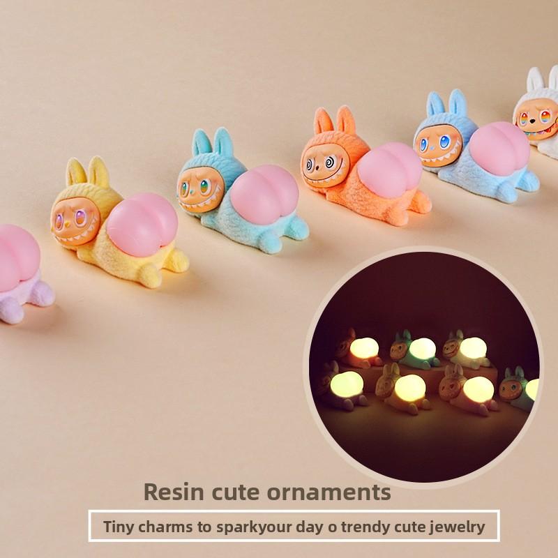 Tide Play Resin Ornament Ornament, Flocking Cute Doll Blind Box Blind Bag Desktop Ornament