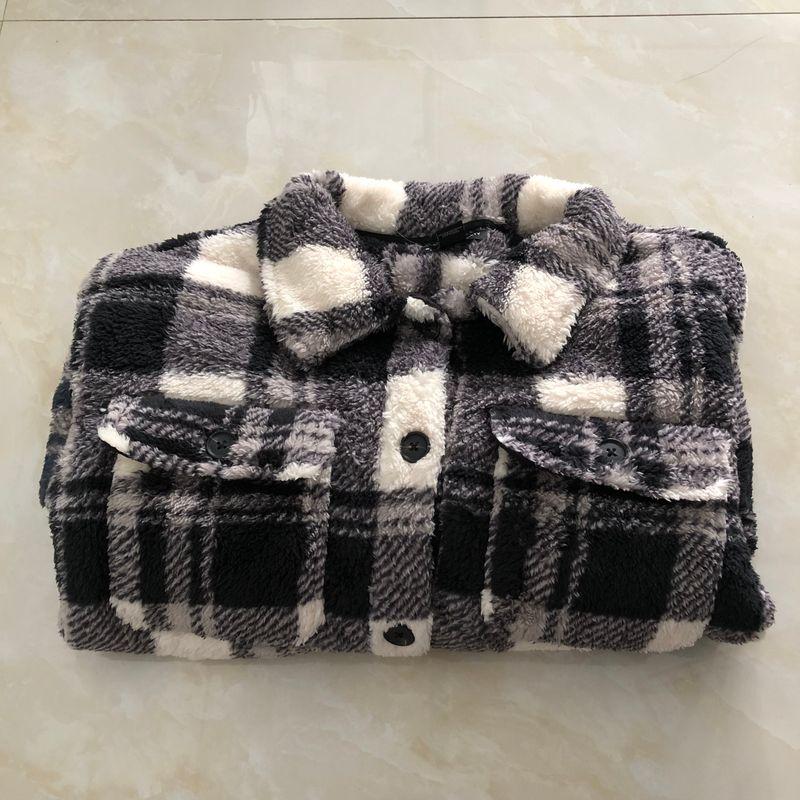 

Плюшевая рубашка Верхняя одежда Осень и Зима Новая Внешняя торговля Женская одежда Лацкан Однобортная Длинный рукав Контрастный цвет Клетка 30230 Black gray lattice C- 7-12-1 S