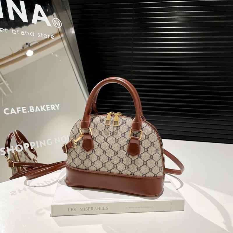 

Shell bag fashionable and simple 2025 summer new simple bag retro trend portable shoulder bag casual messenger bag