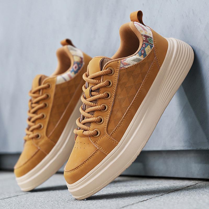 

Men s board shoes 2025 autumn new breathable casual little white shoes versatile thick-soled heightening non-slip leather sneakers 44 хаки