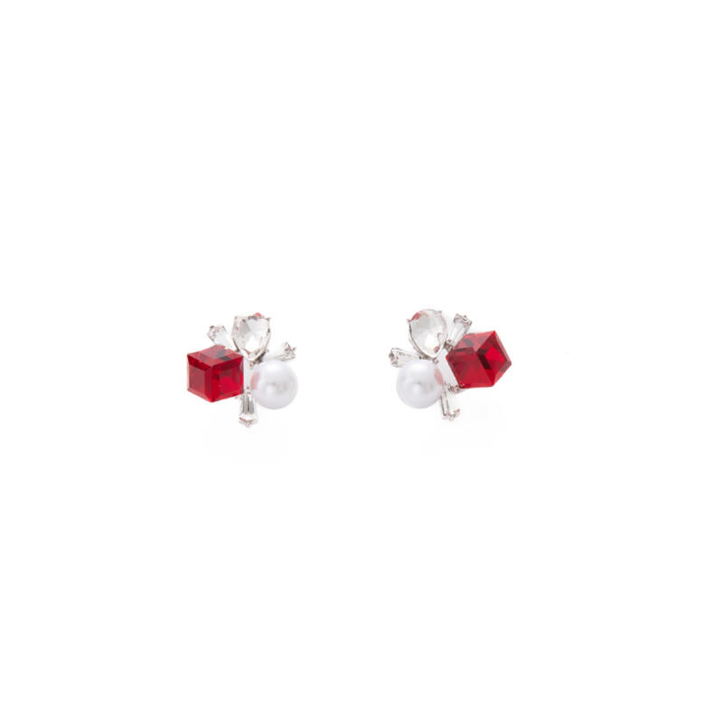 Exquisite Red Rhinestone Floral Square Stud Earrings for Women Girls Fashion Sweet Luxury Dangle Earrings Jewelry Accessories