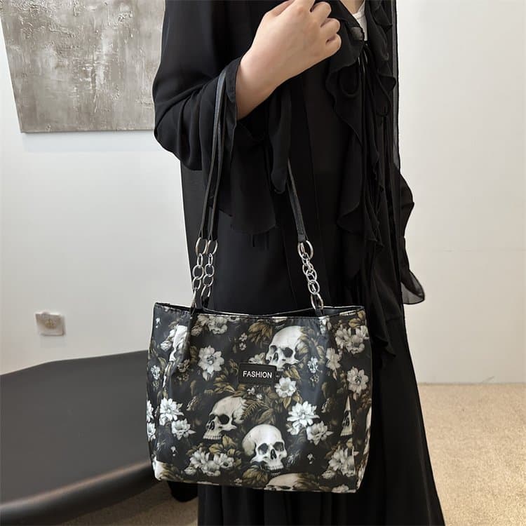 Gothic Skull Pattern Women's Tote Bag