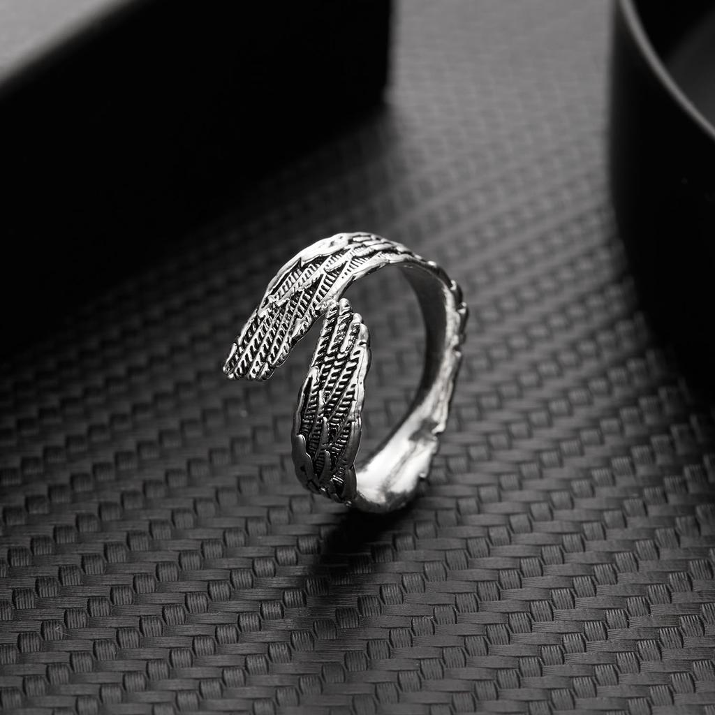 Titanium Steel Octopus Rings Gothic Deep Sea Monster Squid Finger Punk Tentacles Ring Adjustable Size Personality Jewelry Gift