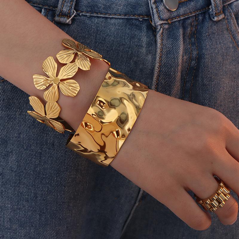 European and American Style Titanium Steel Adjustable Opening Bracelet Natural Heavy Industry Beating Pattern Texture Exaggerated Personality Design