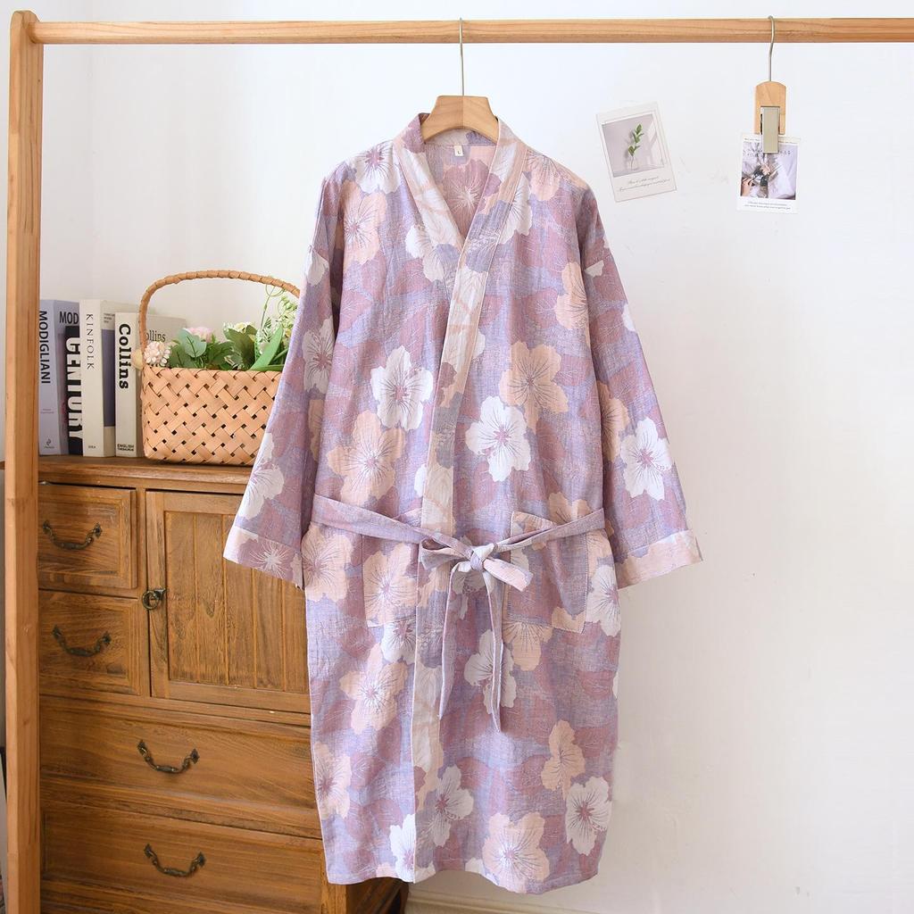 Women's Retro Jacquard Cotton Yukata: Lightweight Spring/Autumn Nightgown and Kimono-Style Pajamas.
