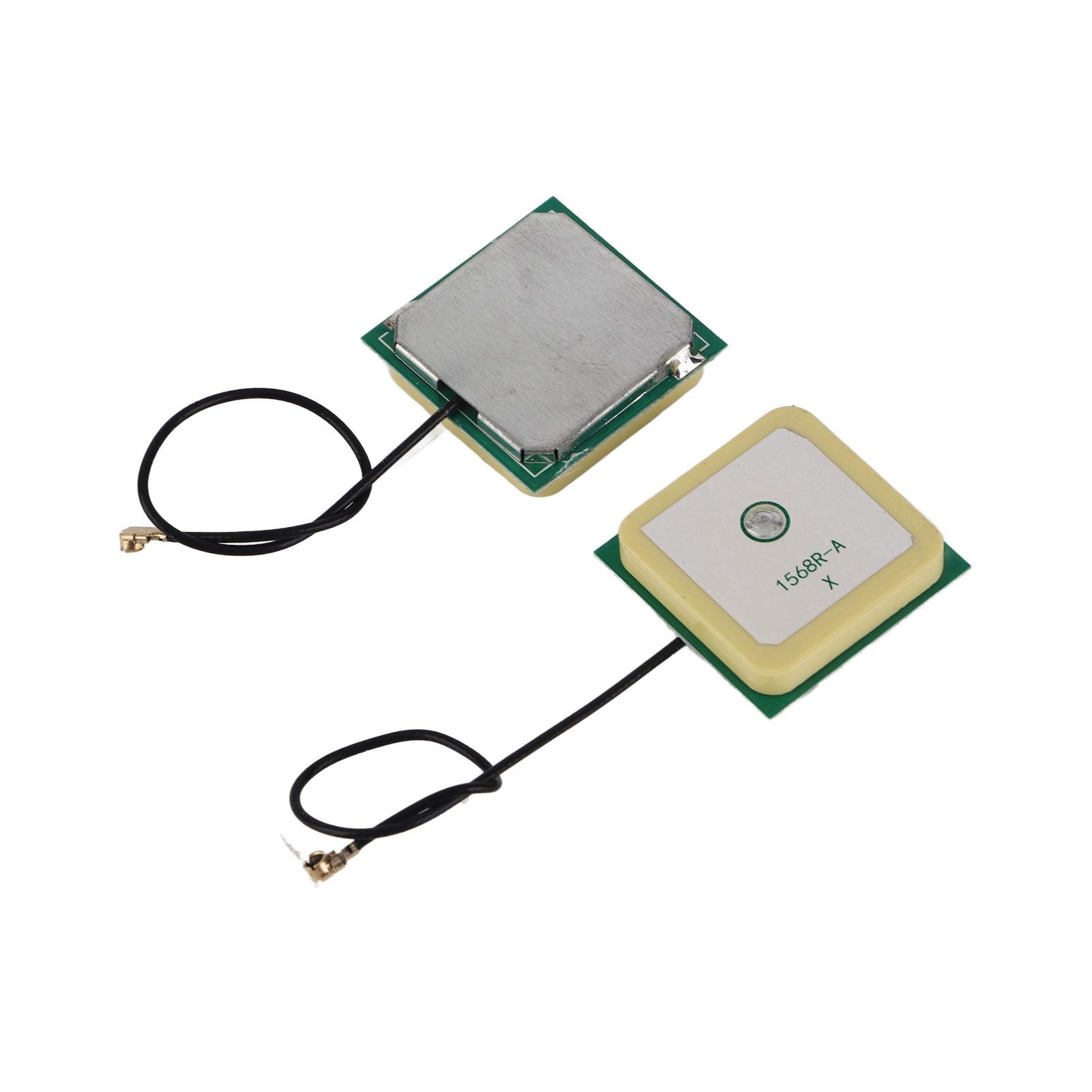 

2Pcs GPS Ceramic Antenna Positioning + BD 2 Frequency Built in Active 28DBi High Gain Module