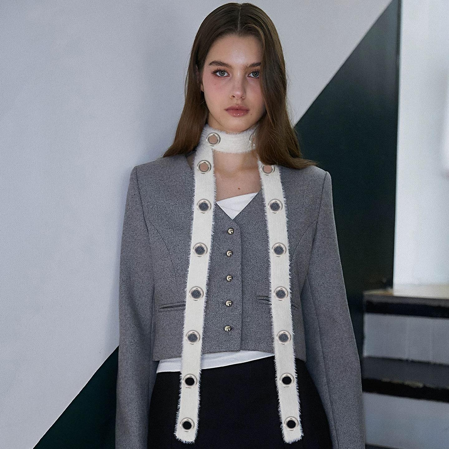 

Niche Style Black White Metal Eyelet Design Plush Warm Winter Scarf Woman Fashion Elegant Neckerchief Neck Strap One Size білий